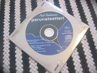 Pauli Hanhiniemen Perunateatteri - Myrskynsilmään (cds)