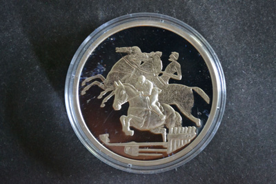 Olympia Kreikka 2004 10€ 1 oz puhdasta hopeaa (ratsastus)