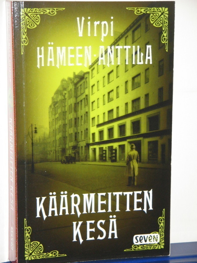 Virpi Hämeen-Anttila : KÄÄRMEITTEN KESÄ