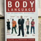 The Definitive Book of Body Language: The Hidden Meaning... - pikkukuva 1