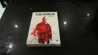 The Shield - Lain Varjolla- 5. KAUSI