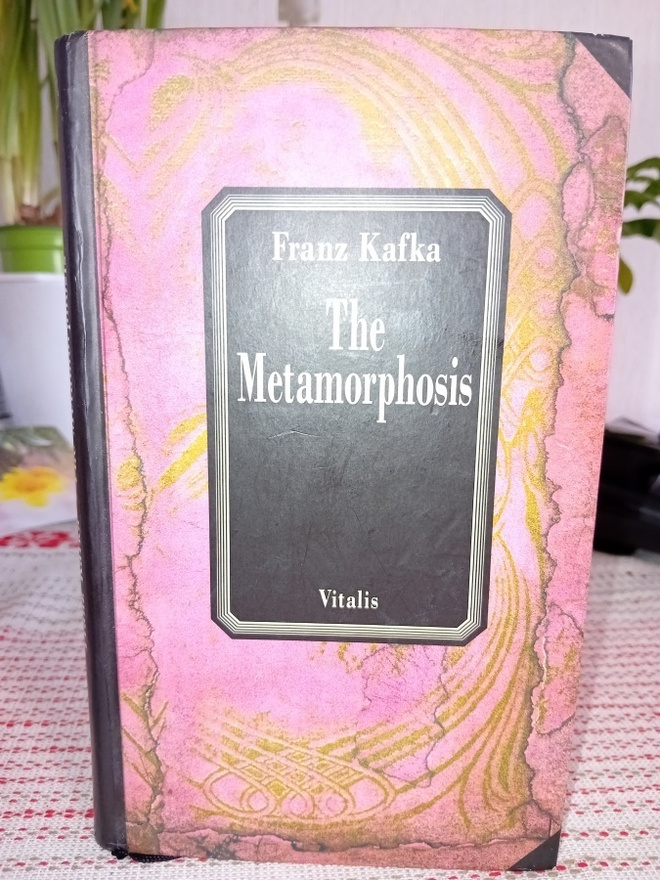 Kafka :  The Metamorphosis ( SIS POSTIKULU  )