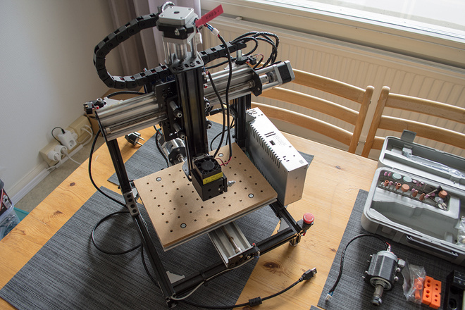 Mini CNC jyrsin / laser kone