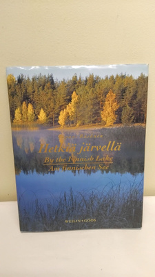 TAPANI RÄSÄNEN: HETKIÄ JÄRVELLÄ