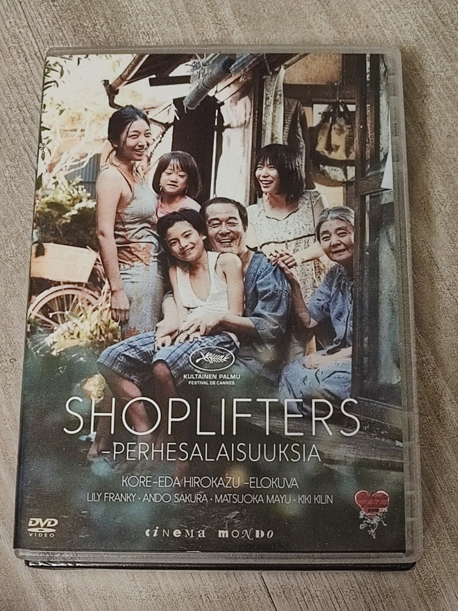 Shoplifters - perhesalaisuuksia Kore-eda Hirokazu