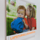 Lena Karlsdotter Lindehag : Lapsiturvallisuuskirja - pikkukuva 1