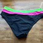 Uudet bikinihousut koko M - pikkukuva 4