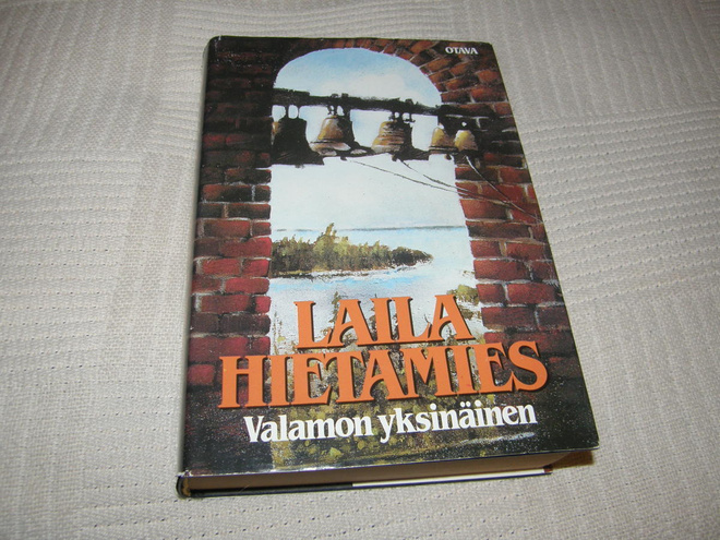 Laila Hietamies Valamon yksinäinen  -sid