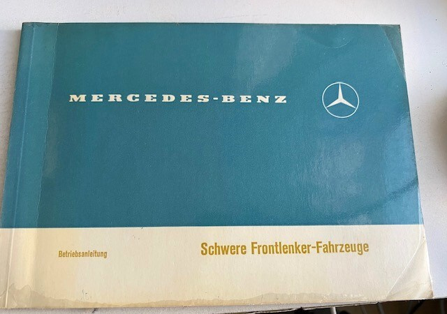 KÄYTTÖOHJEKIRJA    KUORMA-AUTO  MERCEDES-  BENZ