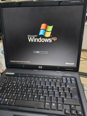 HP Compaq NC6120 sisältää windows xp lisenssin!