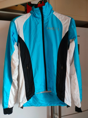 Halti Active dry S-koko tuulitakki.