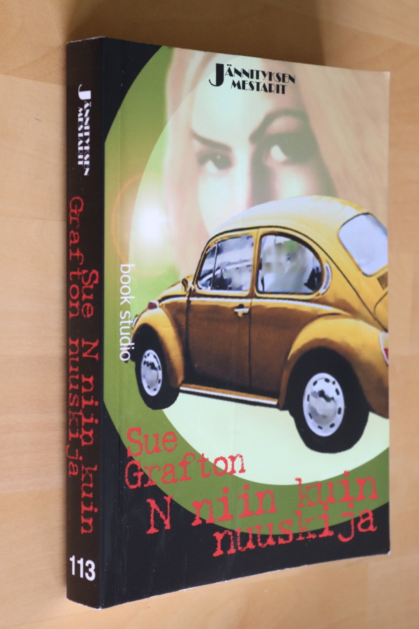 Sue Grafton : N niin kuin nuuskija ( 2.p. 1999 )
