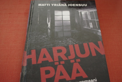 Matti Yrjänä Joensuu: Harjunpää ja pyromaani (2007)