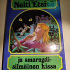 Neiti etsivä ja smaragdi-silmäinen kissa Carolyn Keene - pikkukuva 1