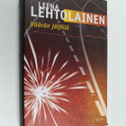 Leena Lehtolainen : Väärän jäljillä - pikkukuva 1