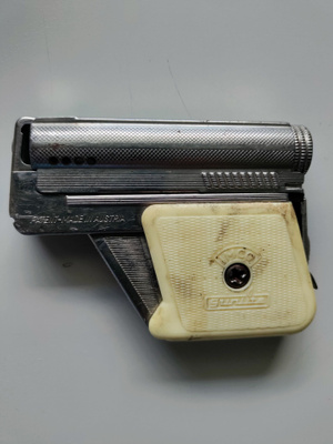 Keräilijälle Aito1960 Imco Gunlite 6900- pistooli sytytin