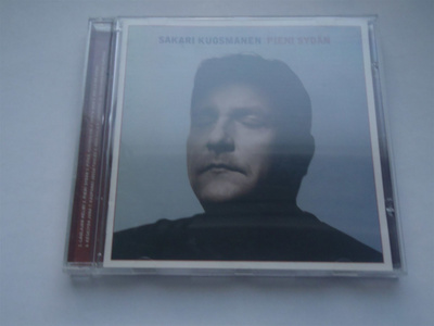 SAKARI KUOSMANEN - PIENI SYDÄN . CD ( Hyvä kunto )