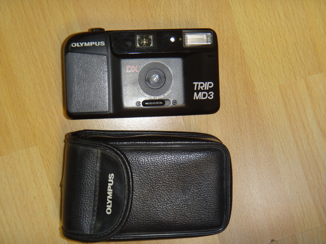 OLYMPUS TRIP MD3 KAMERA laukkuineen