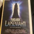 Paholaisen lapsenvahti VHS - pikkukuva 1