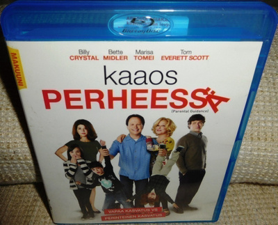 Kaaos Perheessä Blu-ray