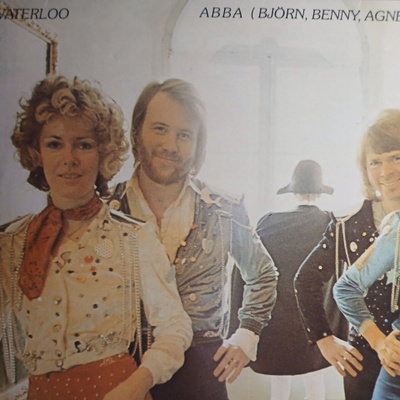 Abba : Waterloo.