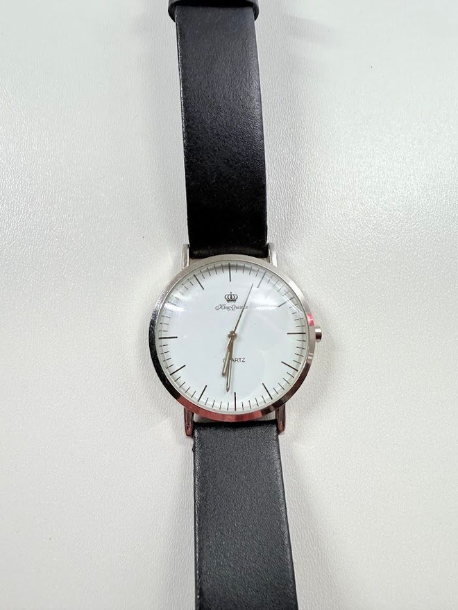 KING QUARTZ MIESTEN KELLO
