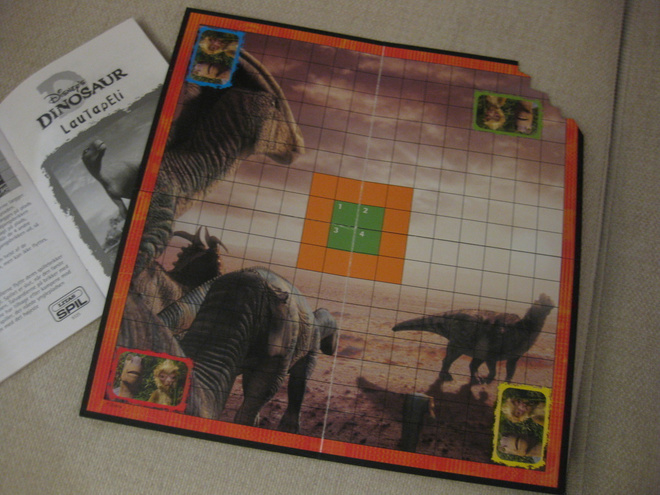 Disneys Dinosaur lautapeli Kirjalito v. 2000
