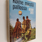 Anthony Smith : Kolme miestä pallossa - pikkukuva 1