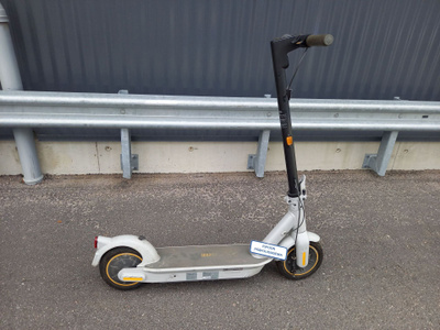 [T3309] Segway Ninebot kick Scooter sähköpotkulauta