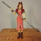 Figuuri Final Fantasy VII Aerith Gainsborough Play Arts - pikkukuva 1