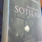 Ulla-Lena Lundberg: Marsipaanisotilas - pikkukuva 1