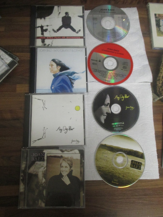 JOAN BAEZ - 4 hyväkuntoista vanhaa cd levyä !!
