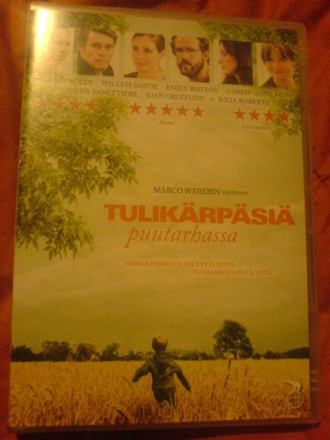 Fireflies in the garden - Tulikärpäsiä puutarhassa , DVD