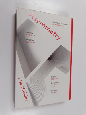 Lisa Halliday : Asymmetry