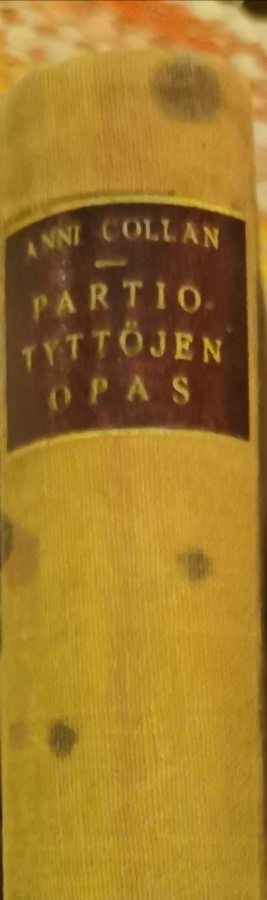 Partiotyttöjen opas Anni Collan 1929