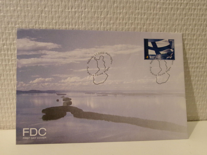 FDC- ensipäiväkuori - Suomen lippu - 2002
