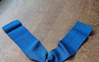 Suomen Valkoisen Ruusun komentajamerkki. Hopiaa, siisti.