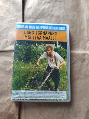 Uuno Turhapuro muuttaa maalle (DVD)