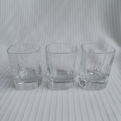 Kerkkä 137/7/26 Iittala "Jussi" -sarjan snapsilasit 3 kpl