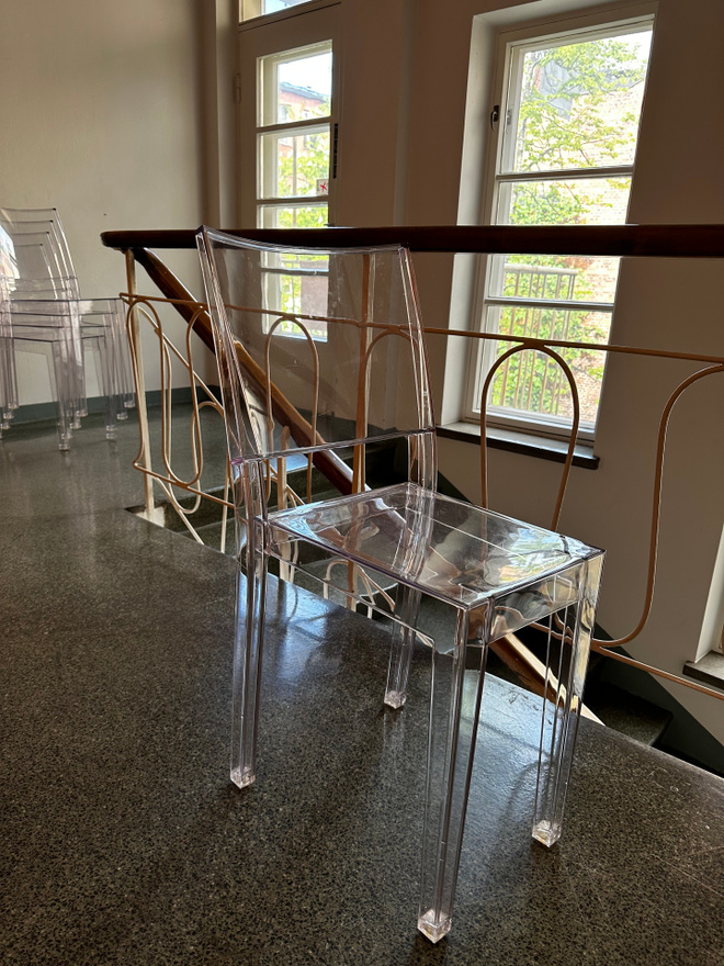 La marie kartell tuolit
