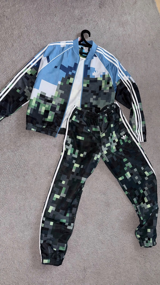 adidas Originals x A Minecraft Movie verryttelypuku / verkka