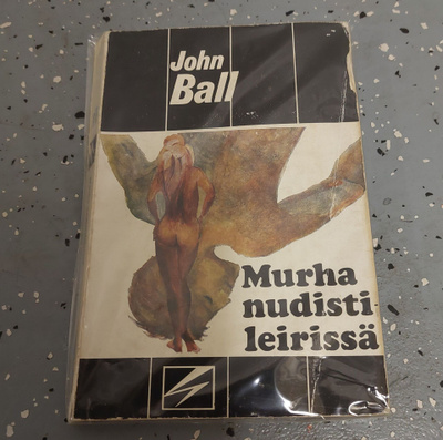 Murha nudistileirissä
