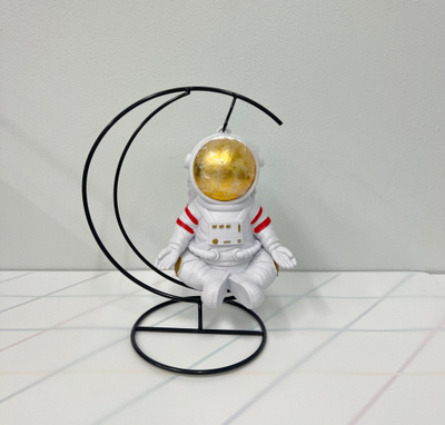 UUSI! Astronautti -koriste Kuutelineellä
