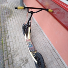 Potkulauta / scootti puhallettavilla renkailla - pikkukuva 4