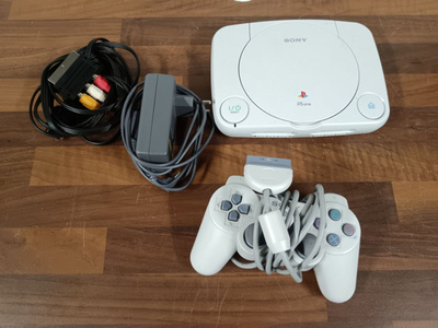 Playstation 1 / Psone konsoli (projekti / varaosiksi)