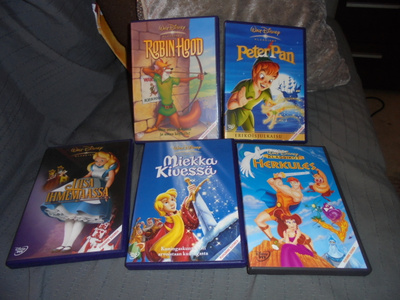 DVD kasa lapsille Disney 5 kpl