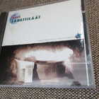 SUURLÄHETTILÄÄT - LÄMMITTÄKÄÄ VETTÄ JA TUOKAA PYYHKEITÄ - pikkukuva 1