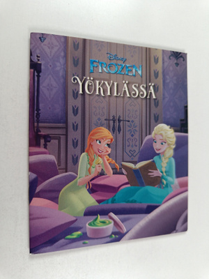 Yökylässä