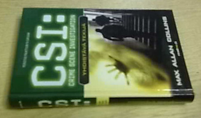 Max Allan Collins: CSI Yhdistävä tekijä 1p, -06