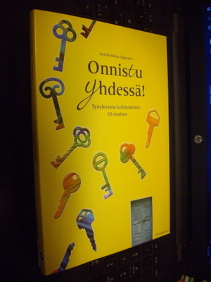 Jäppinen : Onnistu yhdessä ! ( 1 p. 2012 ) sis. postikulut